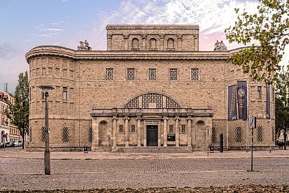 Landesmuseum fr Vorgeschichte
